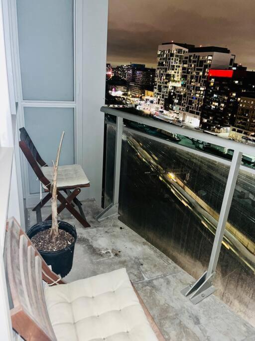Deluxe Suite Toronto Eksteriør billede