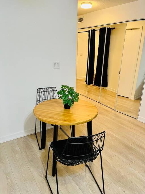 Deluxe Suite Toronto Eksteriør billede