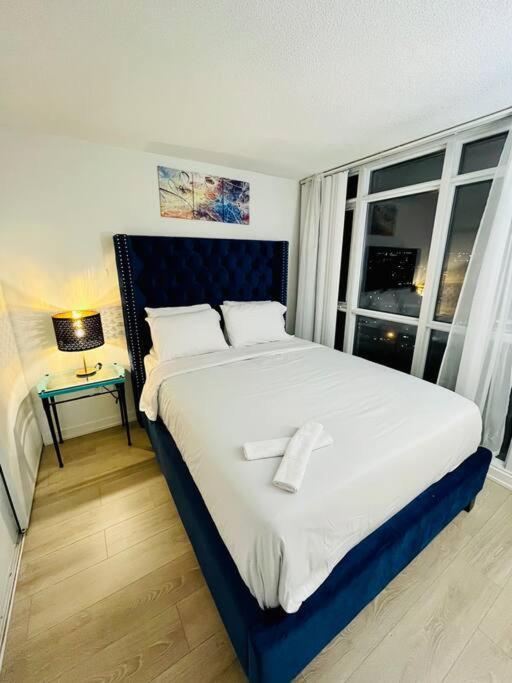 Deluxe Suite Toronto Eksteriør billede